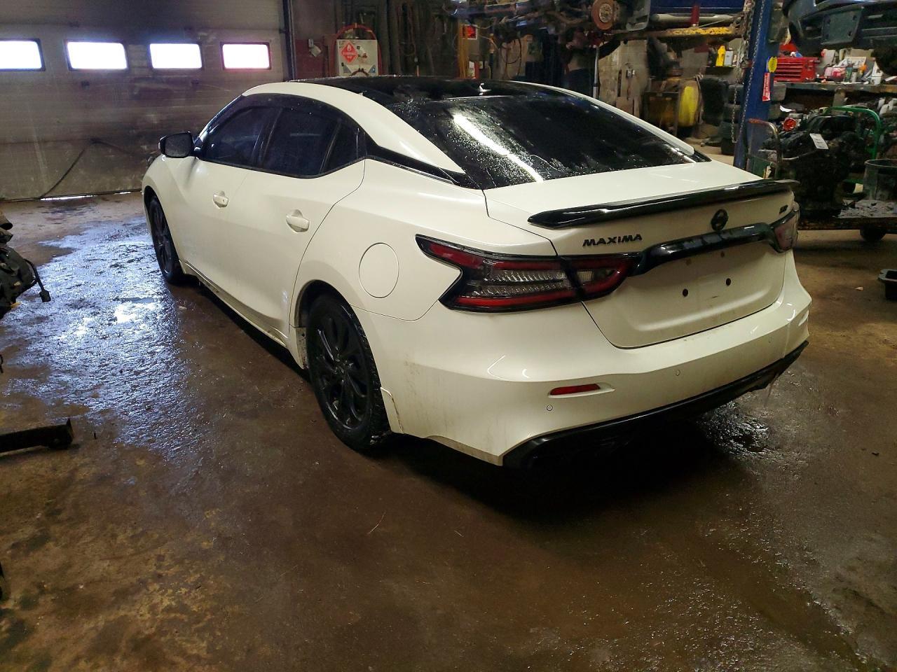 2022 NISSAN Maxima