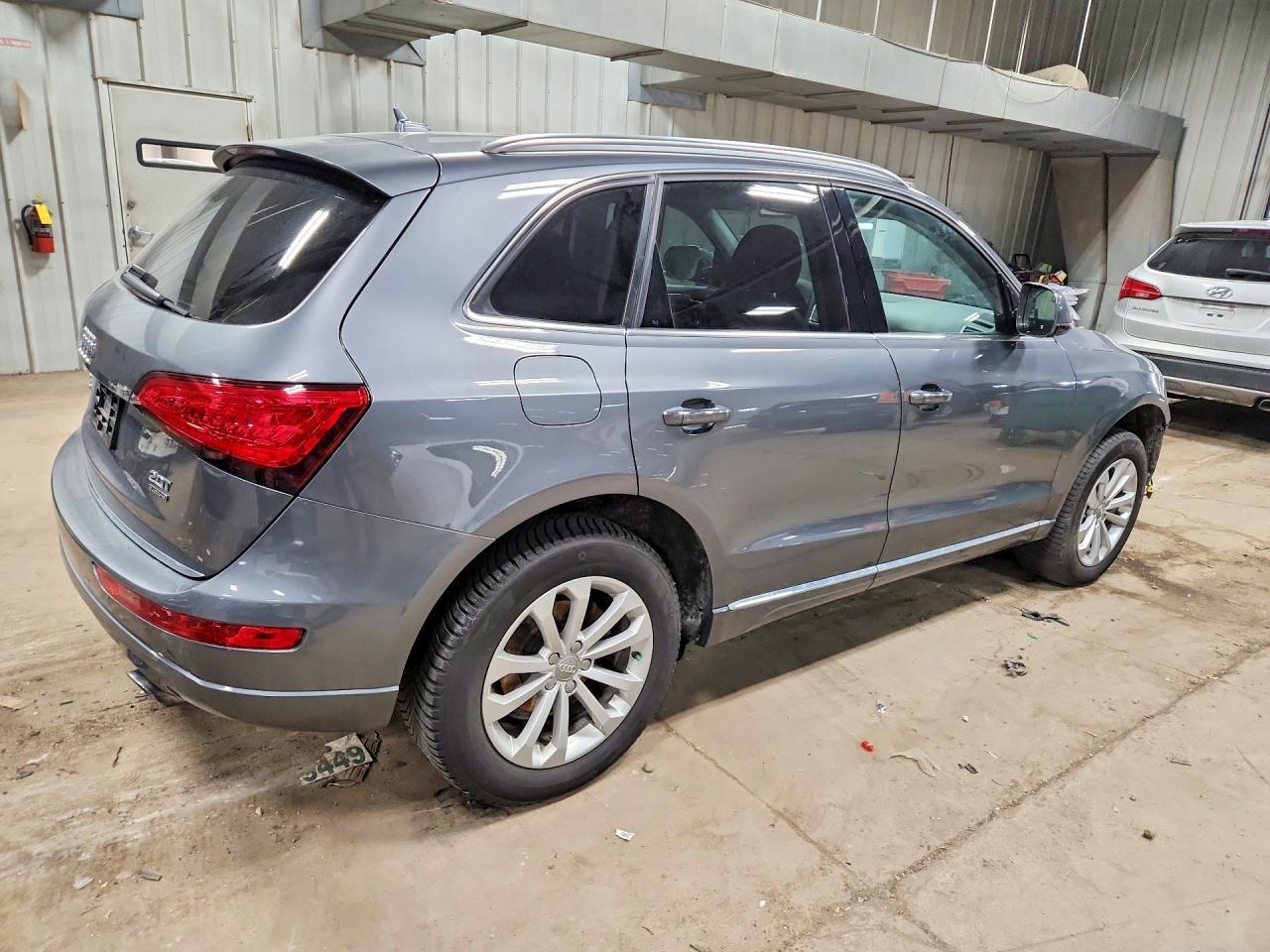 2017 AUDI Q5