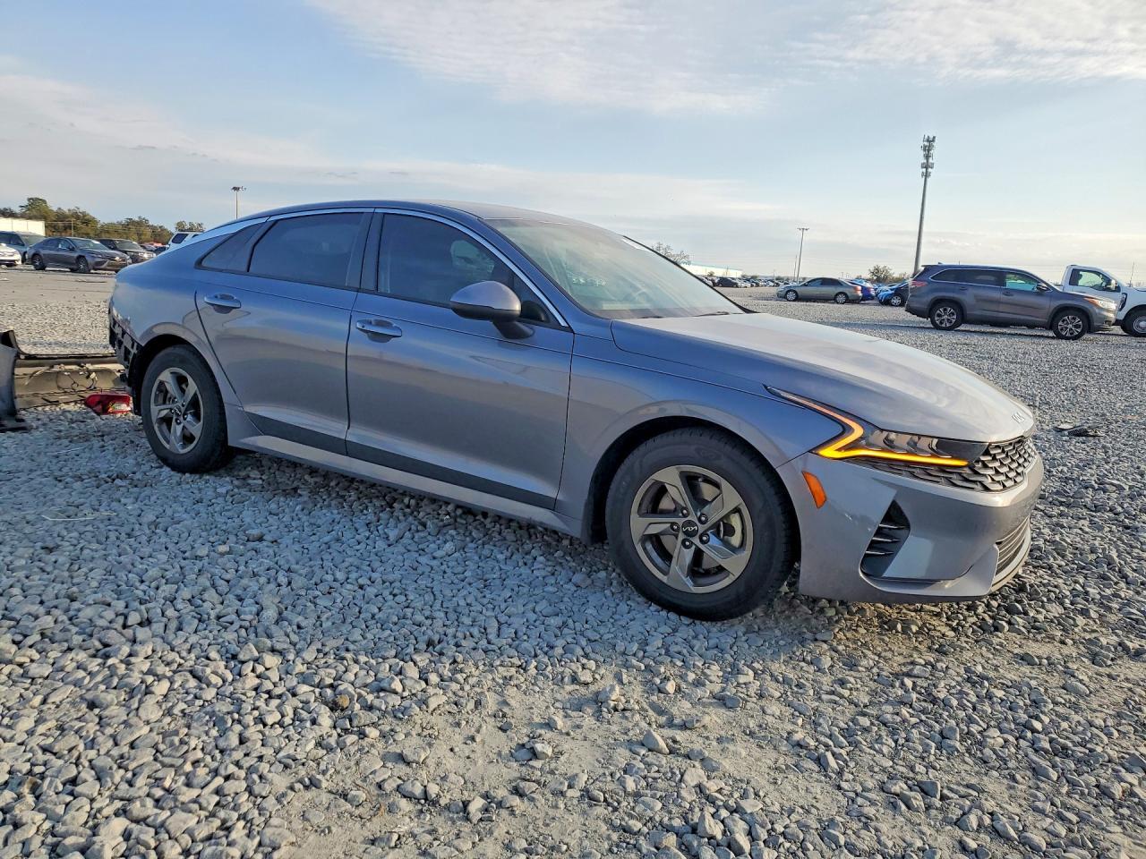 2022 KIA K5