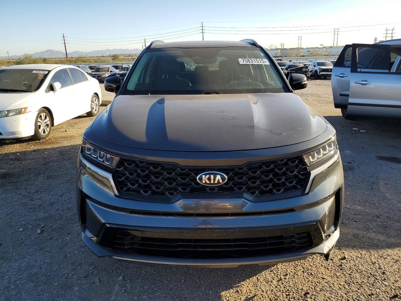 2021 KIA SORENTO
