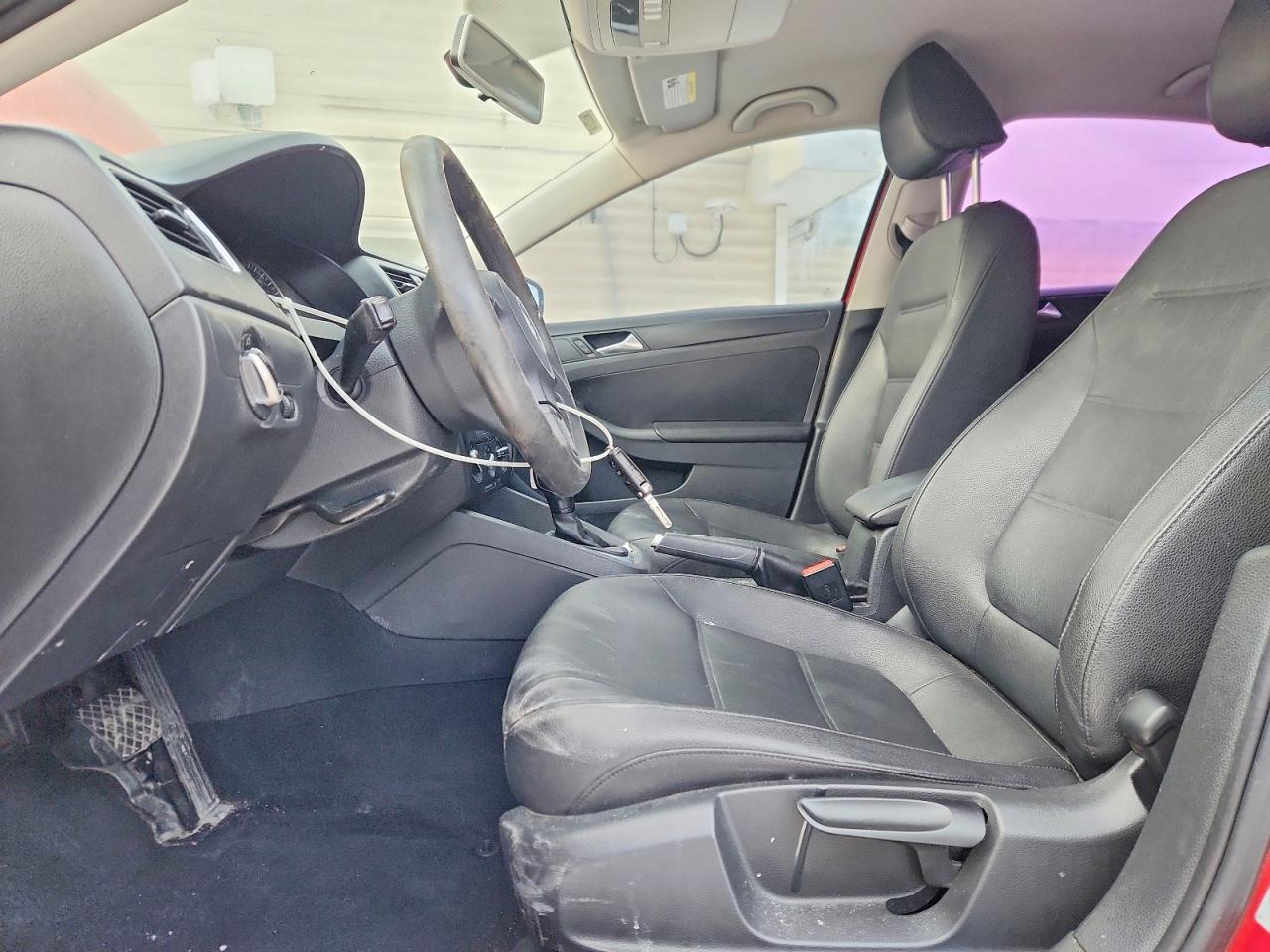 2012 VOLKSWAGEN JETTA
