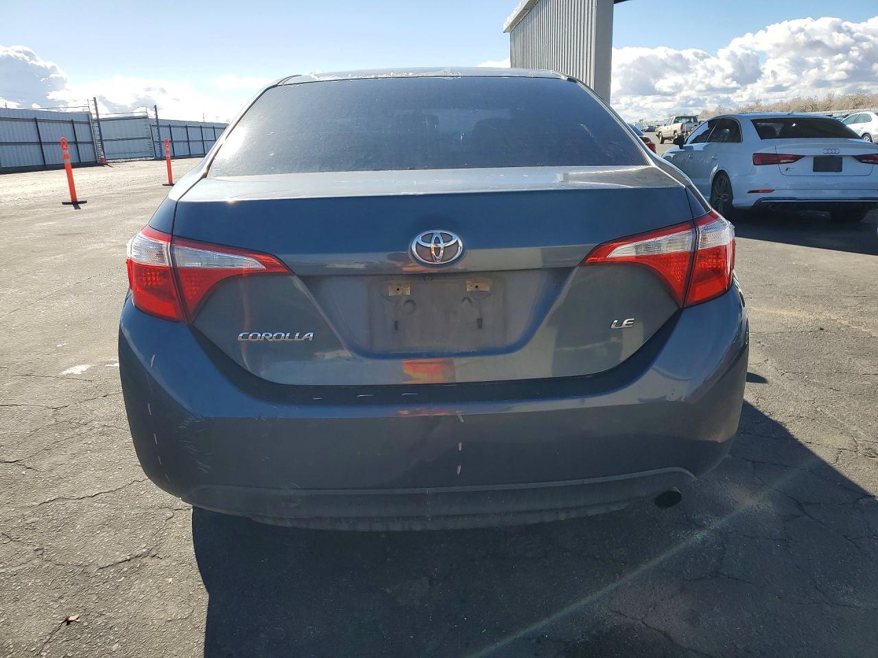 2015 TOYOTA COROLLA