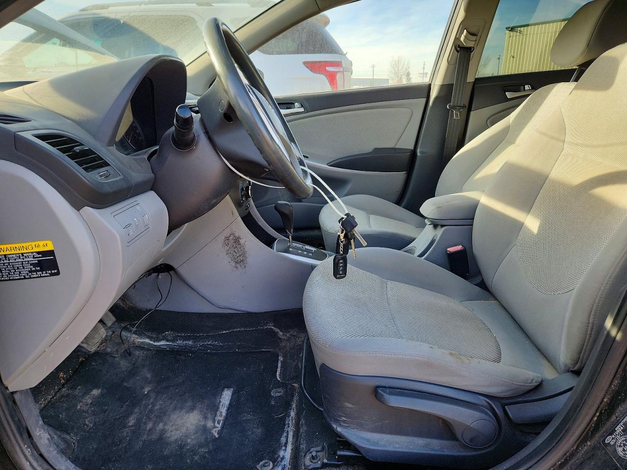 2012 HYUNDAI ACCENT