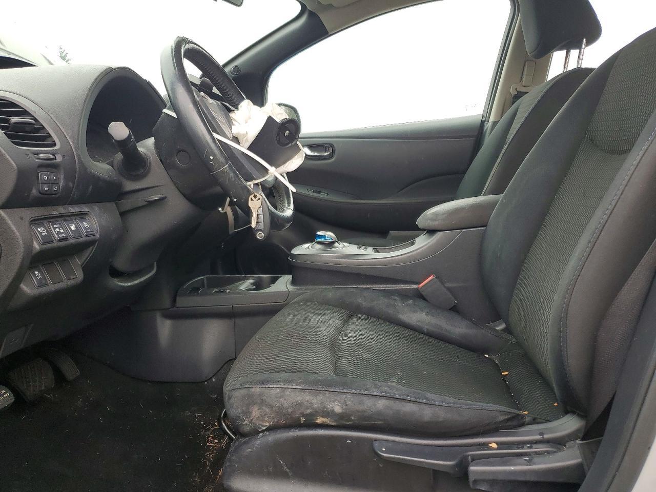 2013 NISSAN LEAF