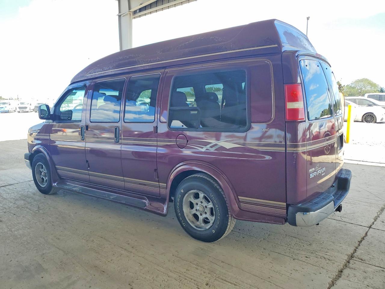 2004 GMC Savana
