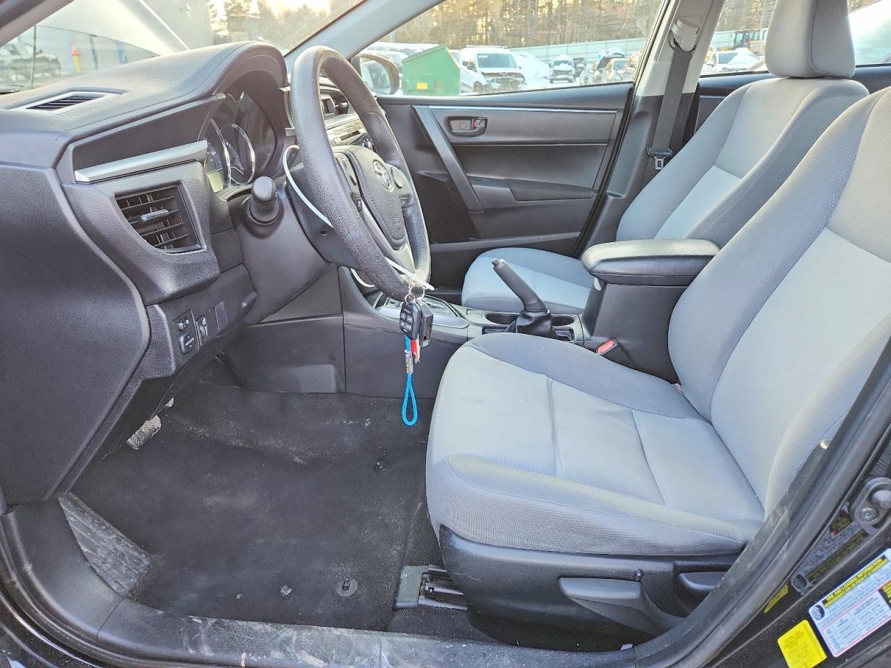2015 TOYOTA COROLLA