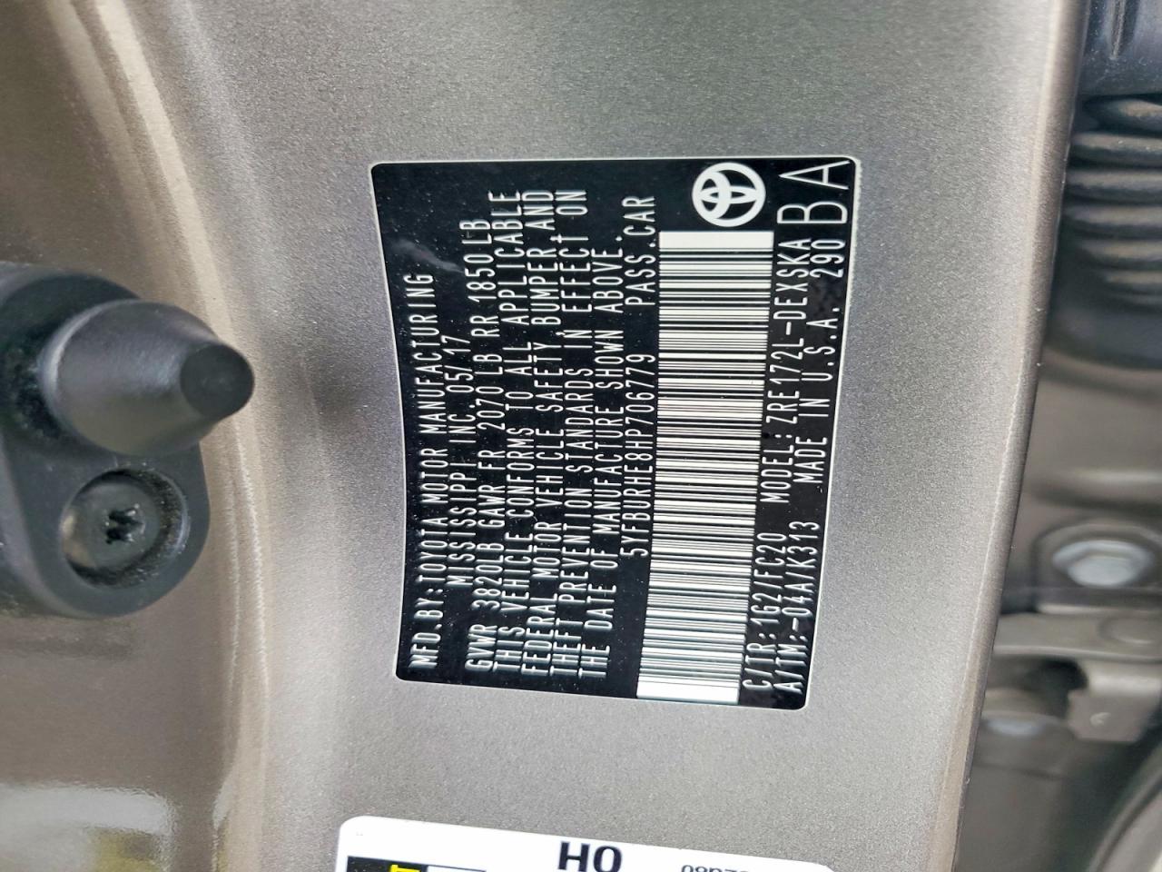 2017 TOYOTA COROLLA