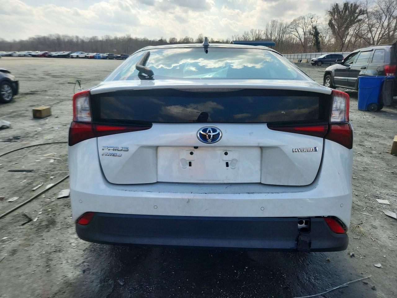 2022 TOYOTA PRIUS