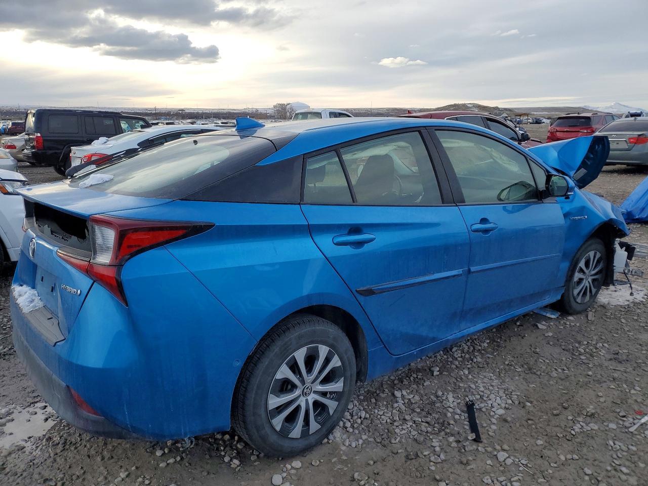2019 TOYOTA PRIUS