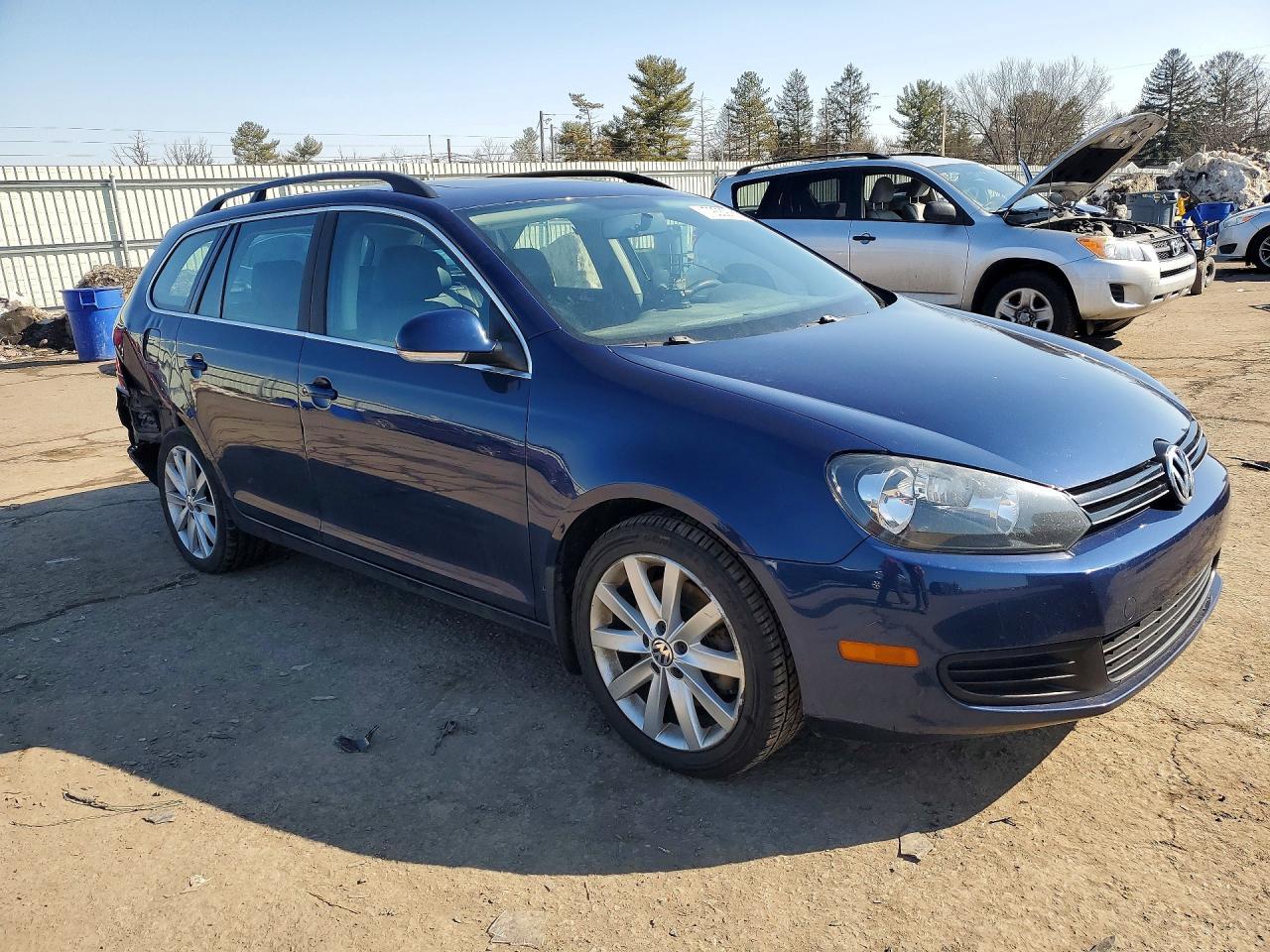 2014 VOLKSWAGEN JETTA