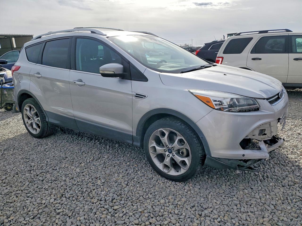 2013 FORD ESCAPE