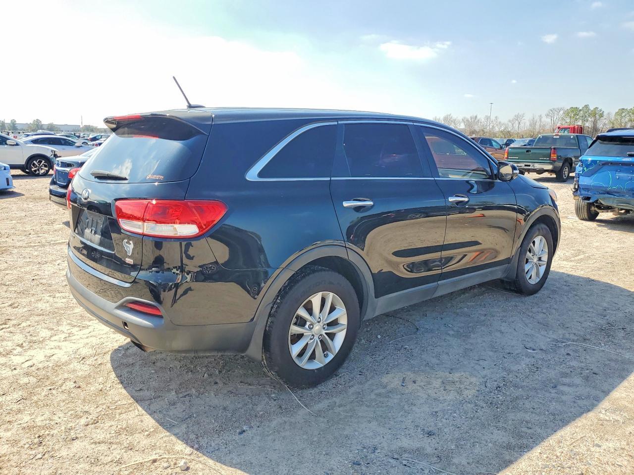 2016 KIA SORENTO