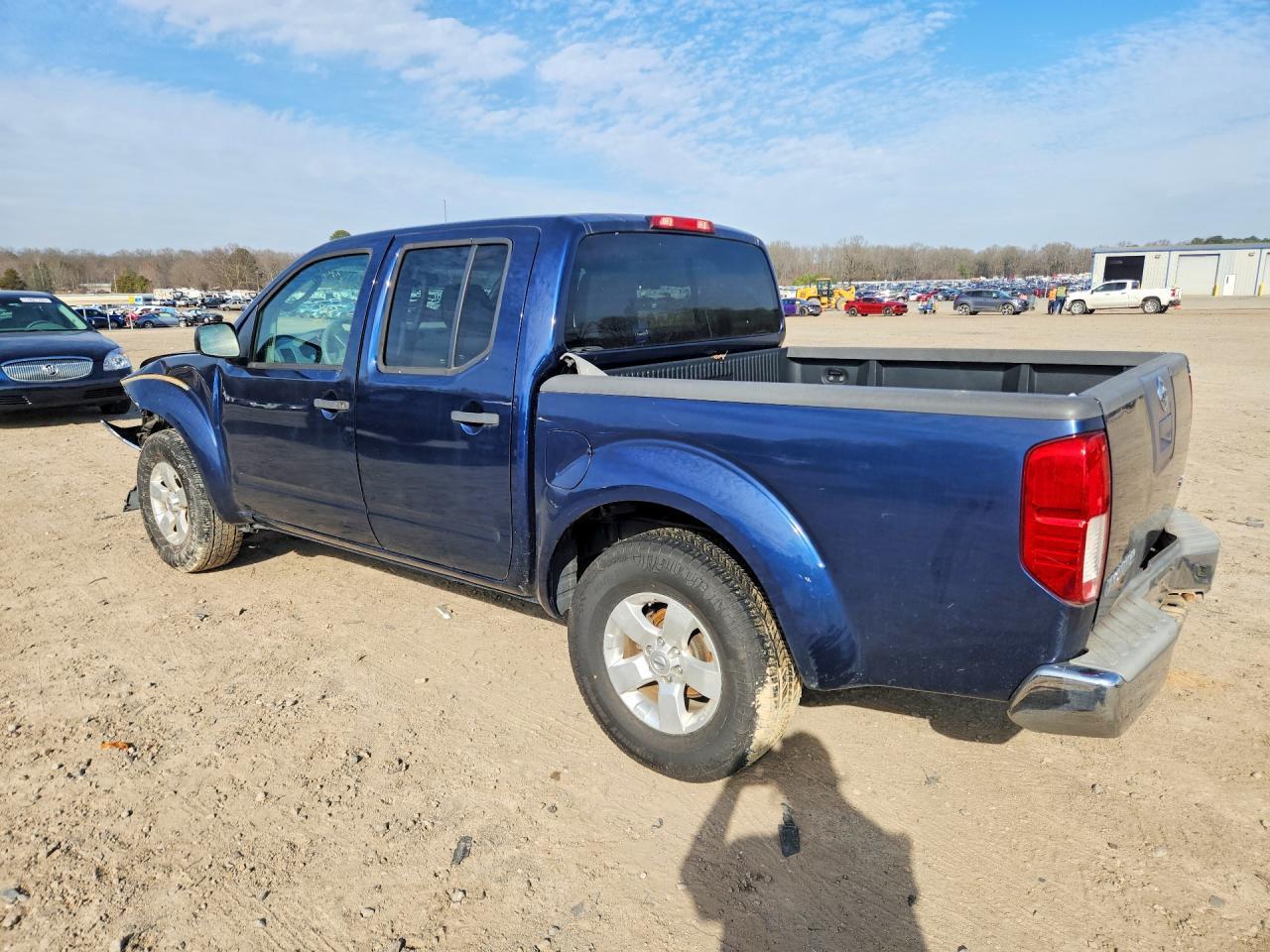 2011 NISSAN Frontier