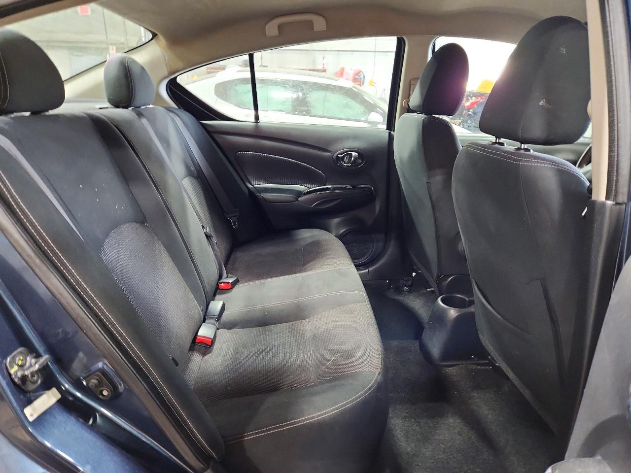 2017 NISSAN VERSA
