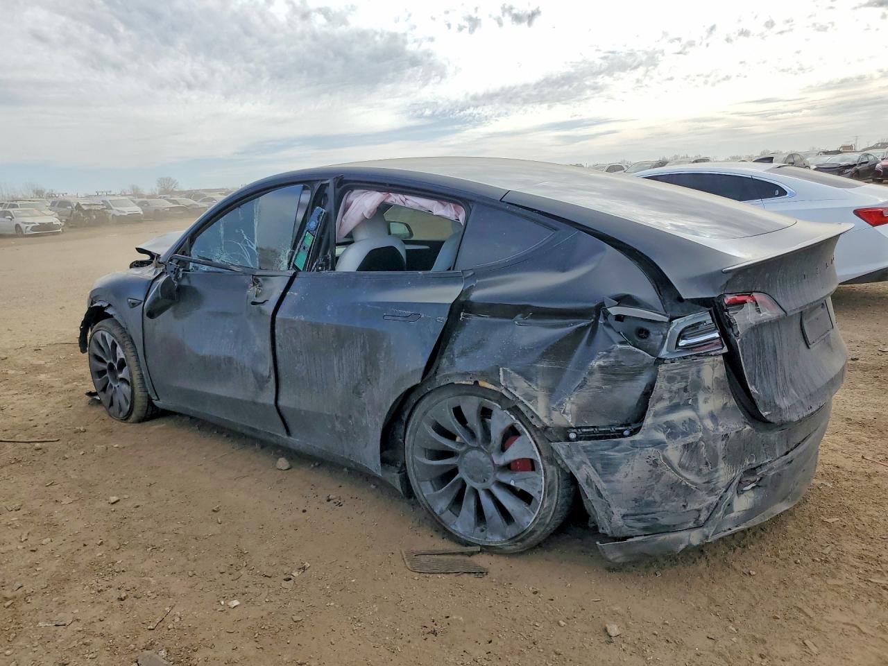 2023 TESLA MODEL Y