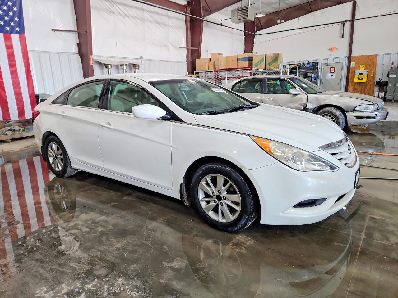 2013 HYUNDAI SONATA