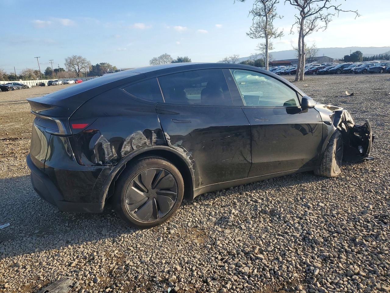 2026 TESLA MODEL Y