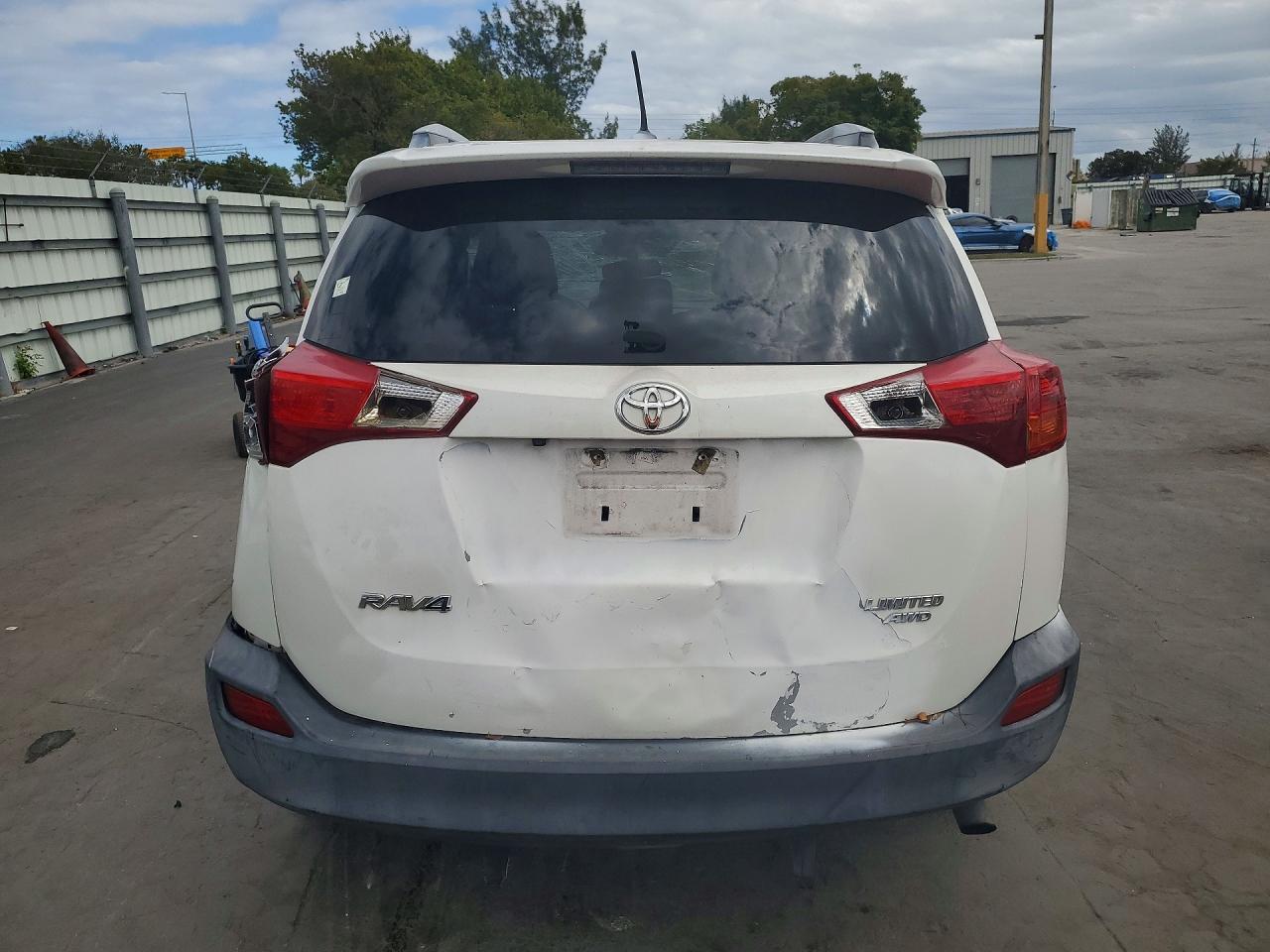 2014 TOYOTA RAV4