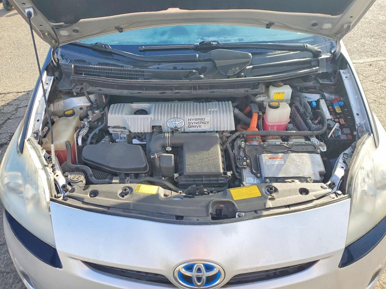 2011 TOYOTA PRIUS