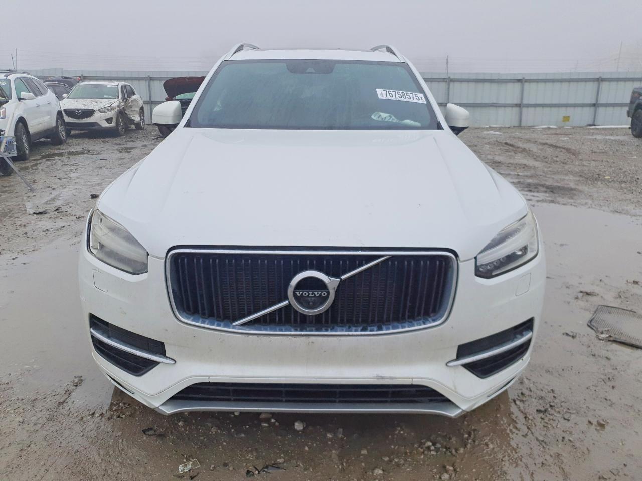 2017 VOLVO XC90