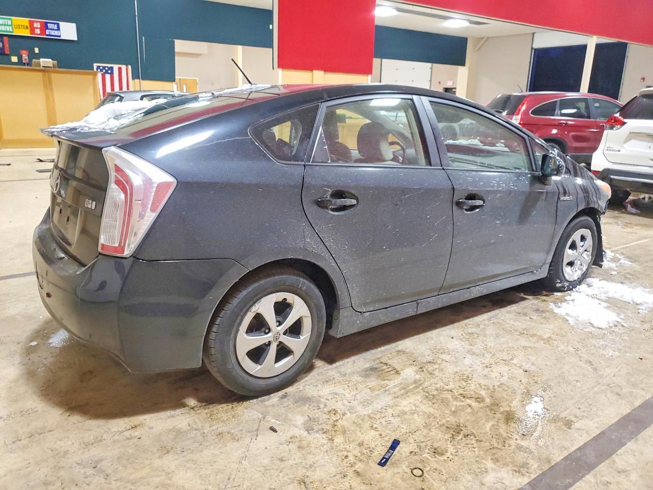 2013 TOYOTA PRIUS