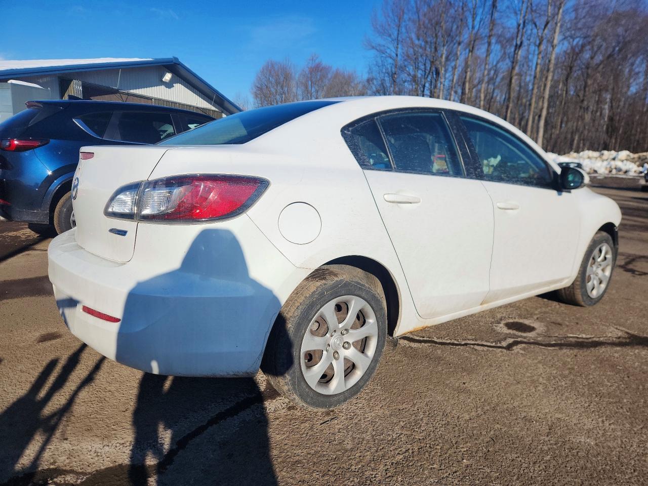 2013 MAZDA 3