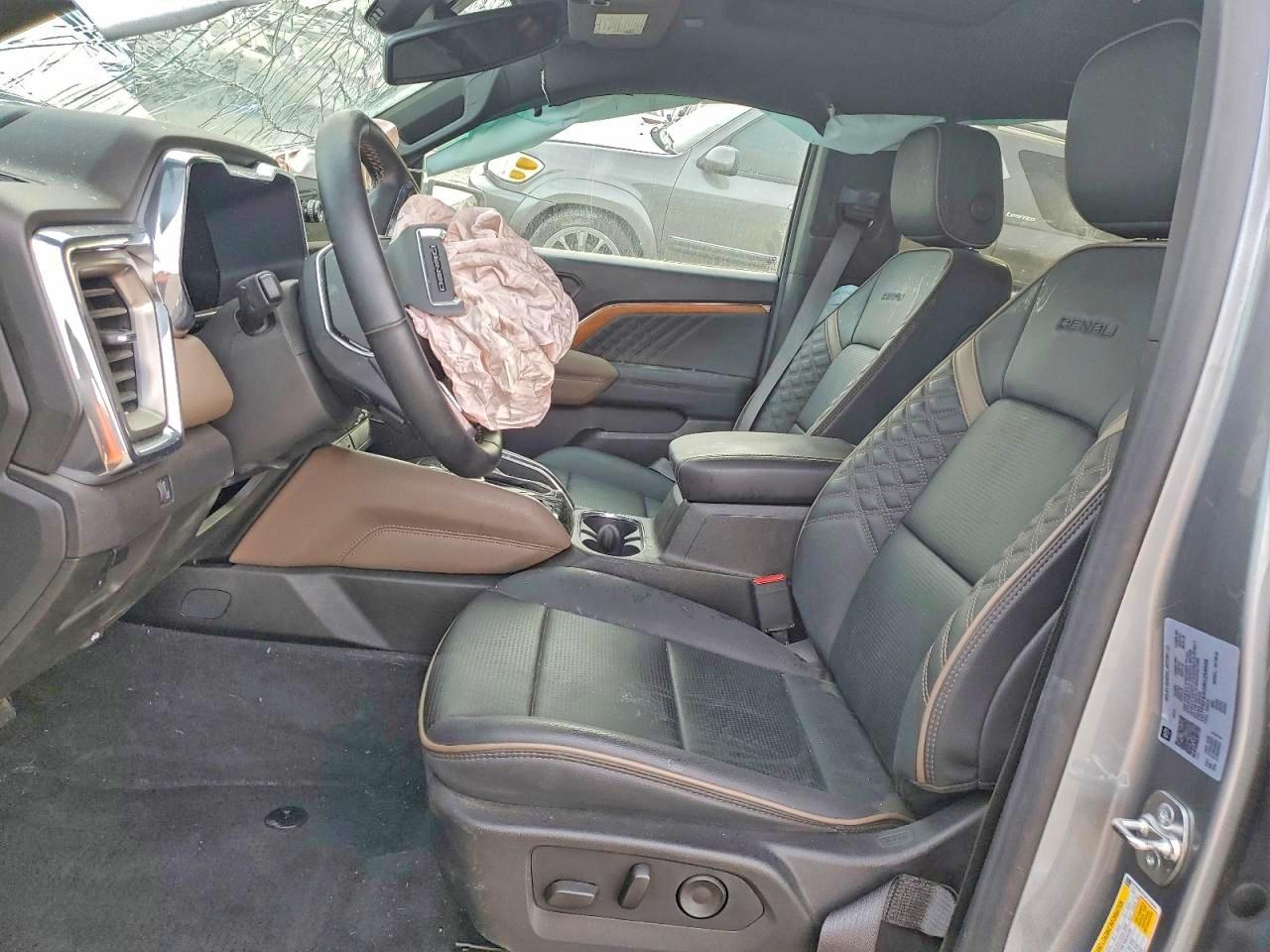 2024 GMC CANYON
