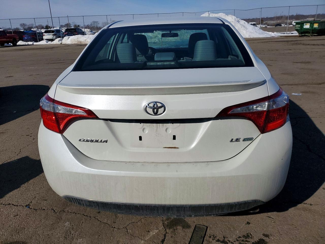 2015 TOYOTA COROLLA