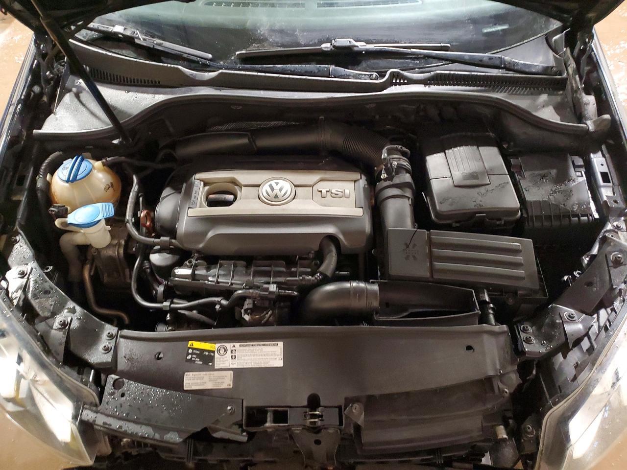 2012 VOLKSWAGEN GTI