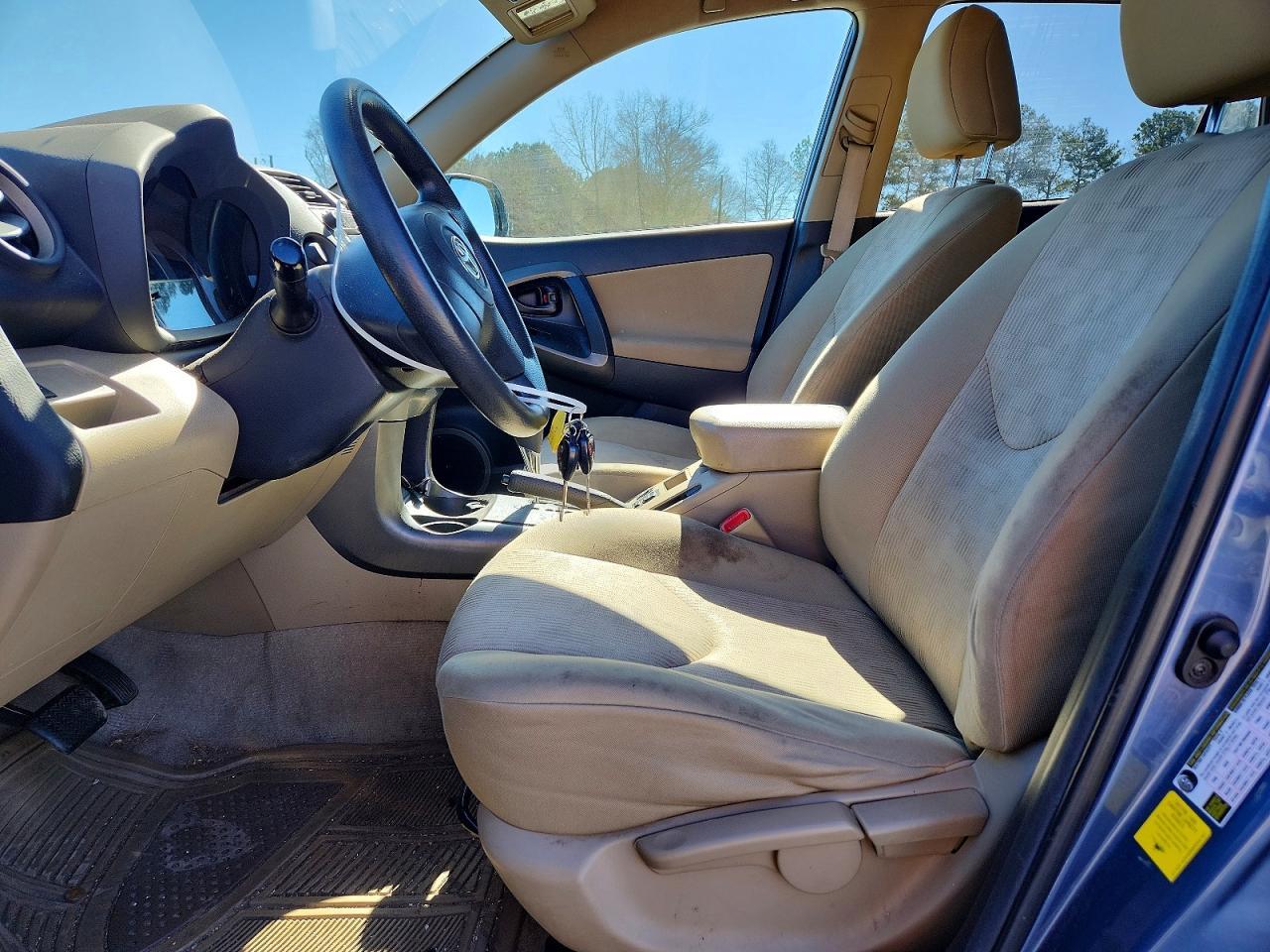 2011 TOYOTA RAV4