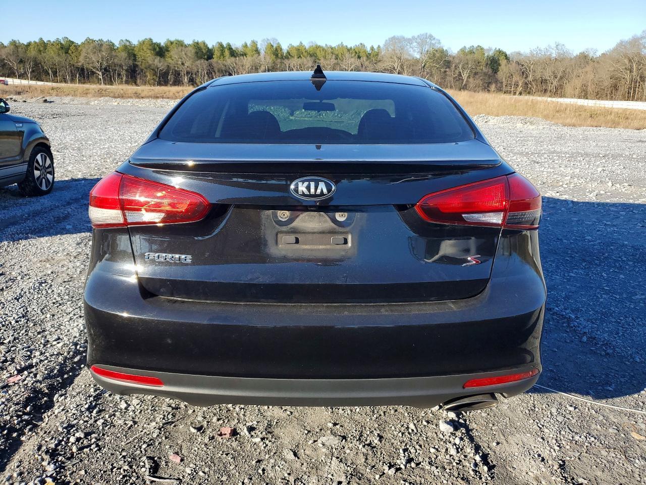 2017 KIA FORTE
