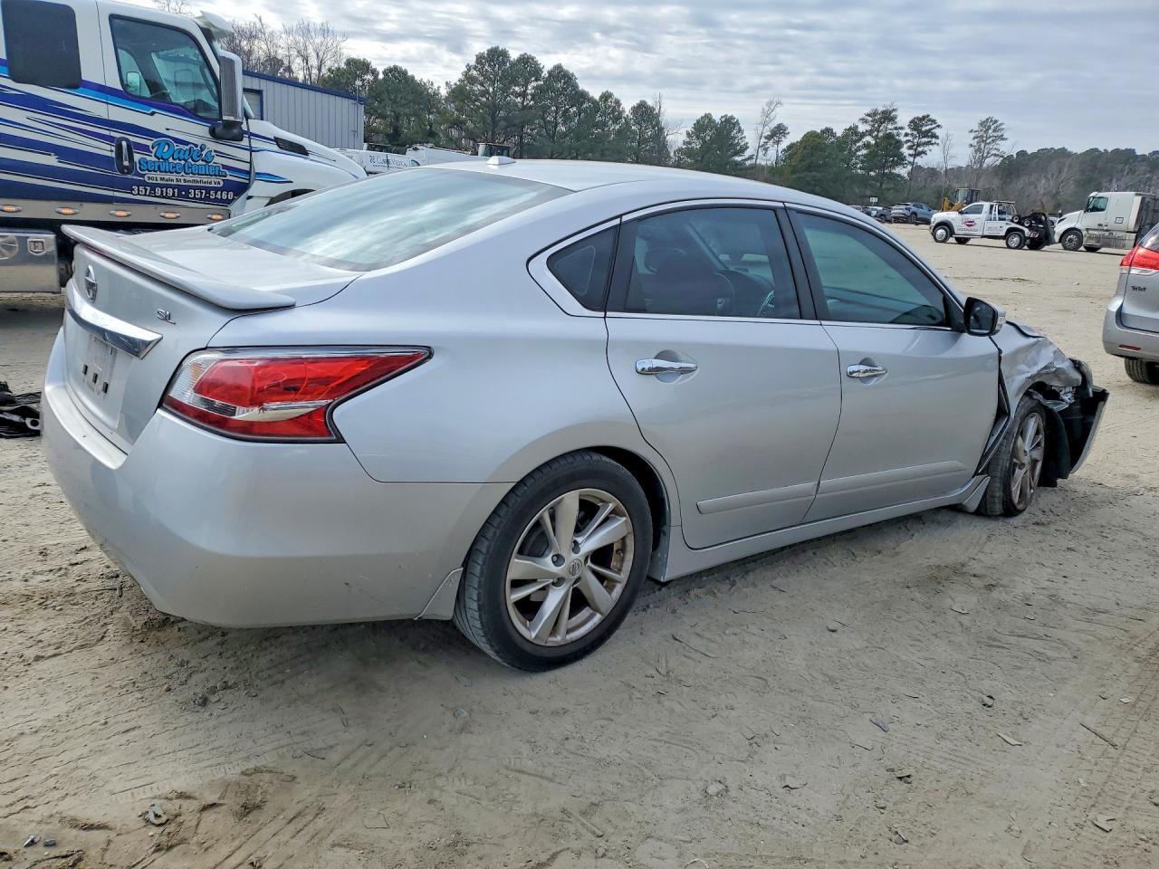 2015 NISSAN ALTIMA