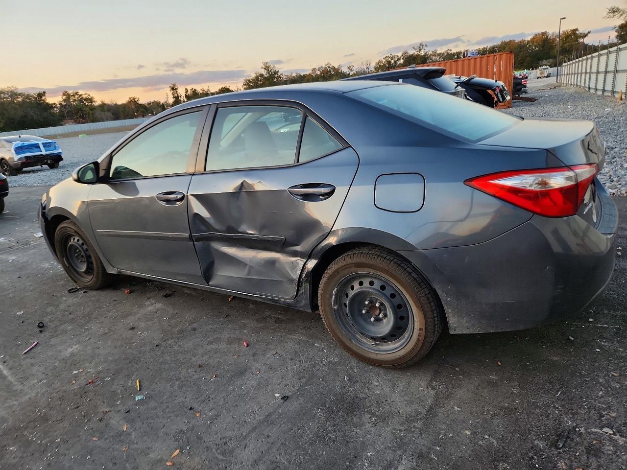 2016 TOYOTA COROLLA