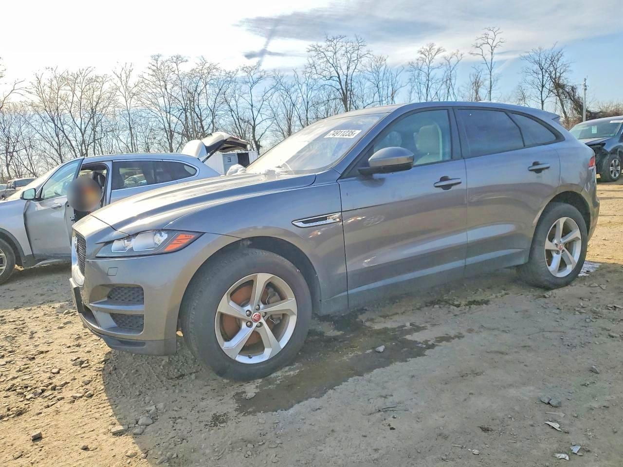 2018 JAGUAR F-Pace