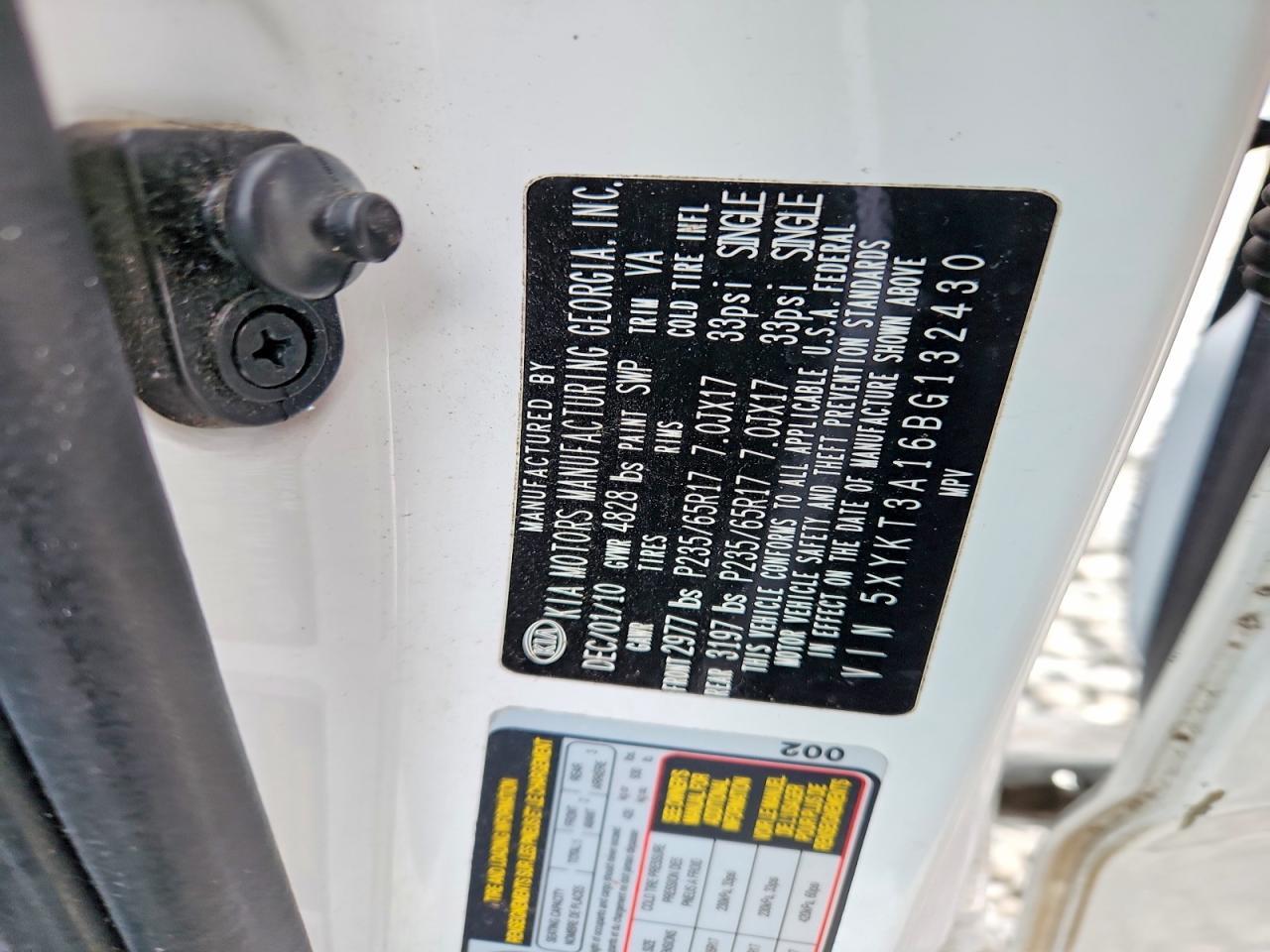 2011 KIA SORENTO