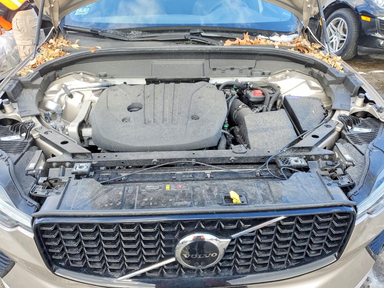 2024 VOLVO XC60