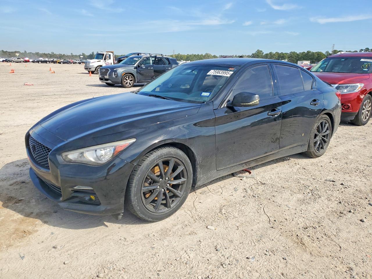 2015 INFINITI Q50