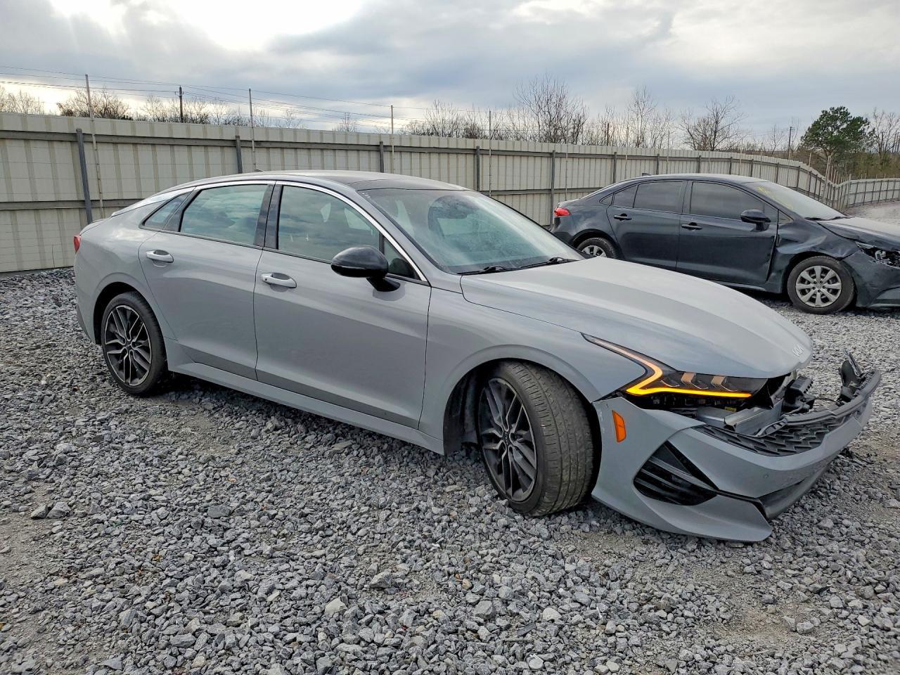 2024 KIA K5