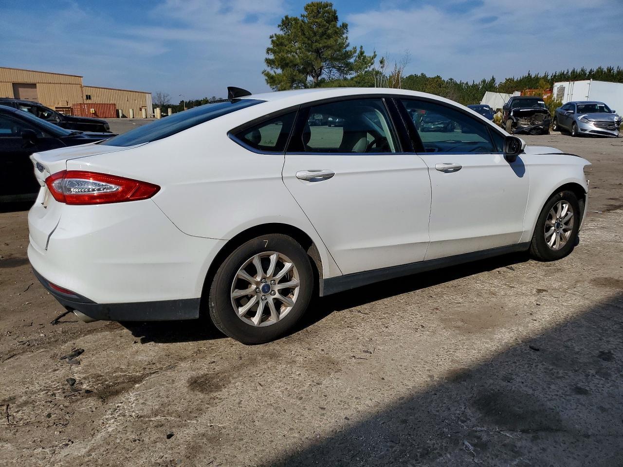 2015 FORD FUSION
