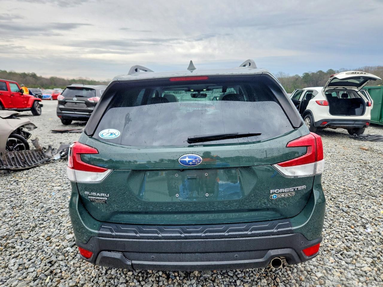 2023 SUBARU FORESTER