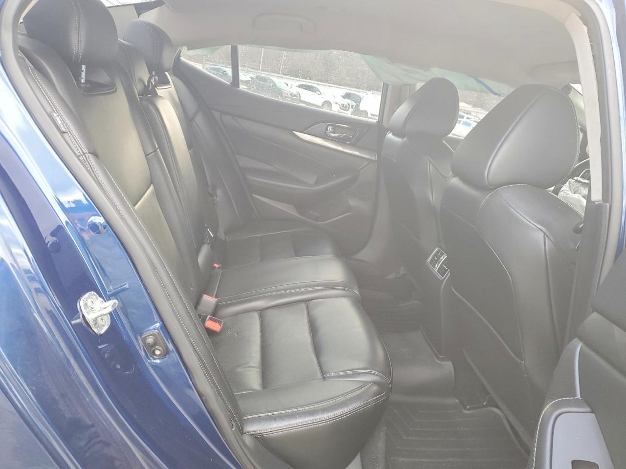 2021 NISSAN Maxima