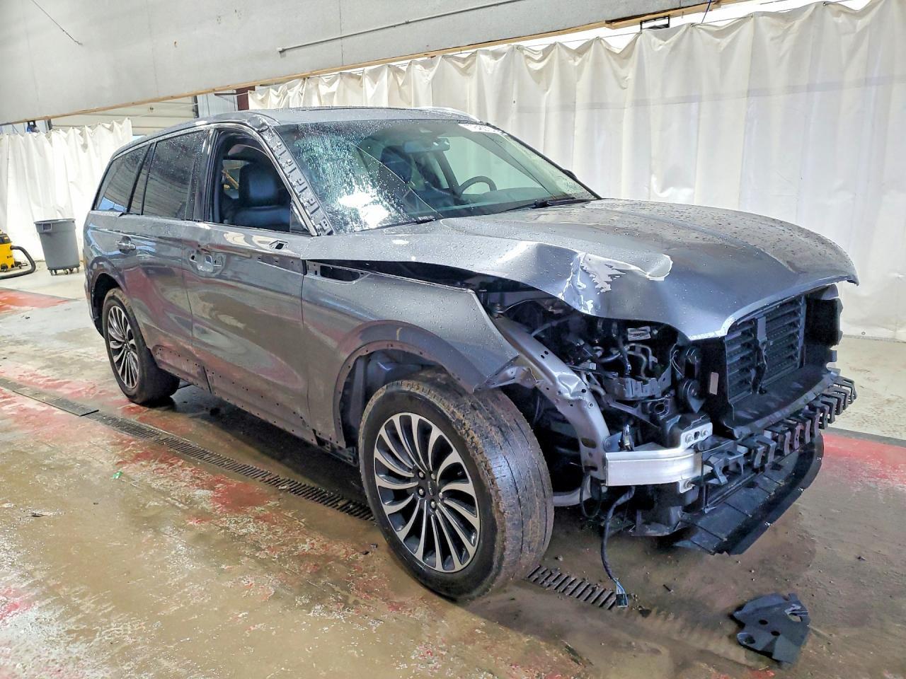2023 LINCOLN Aviator