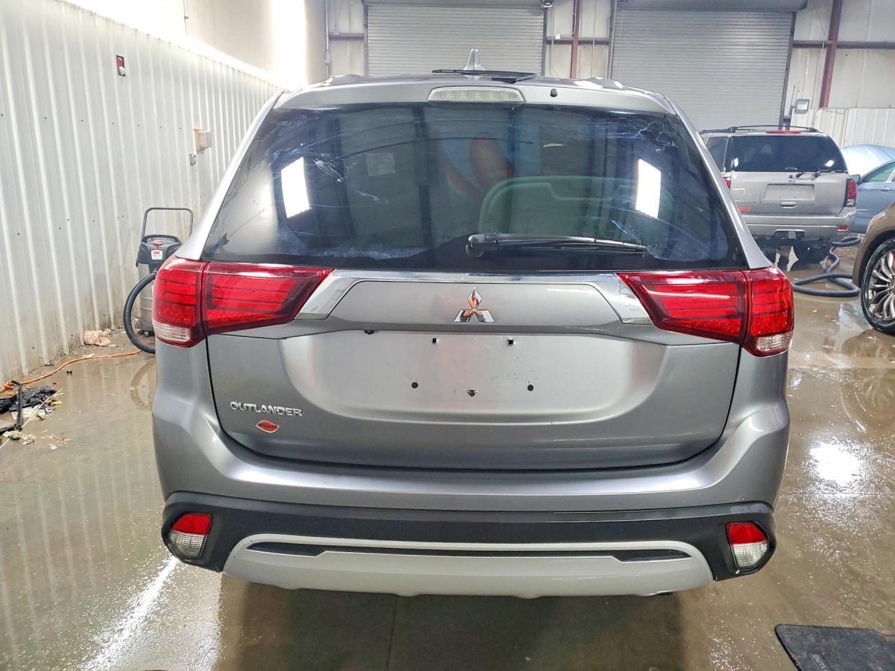 2020 MITSUBISHI outlander