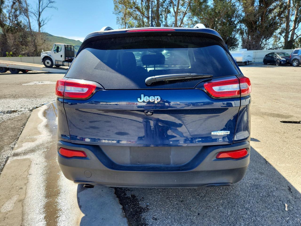 2018 JEEP CHEROKEE