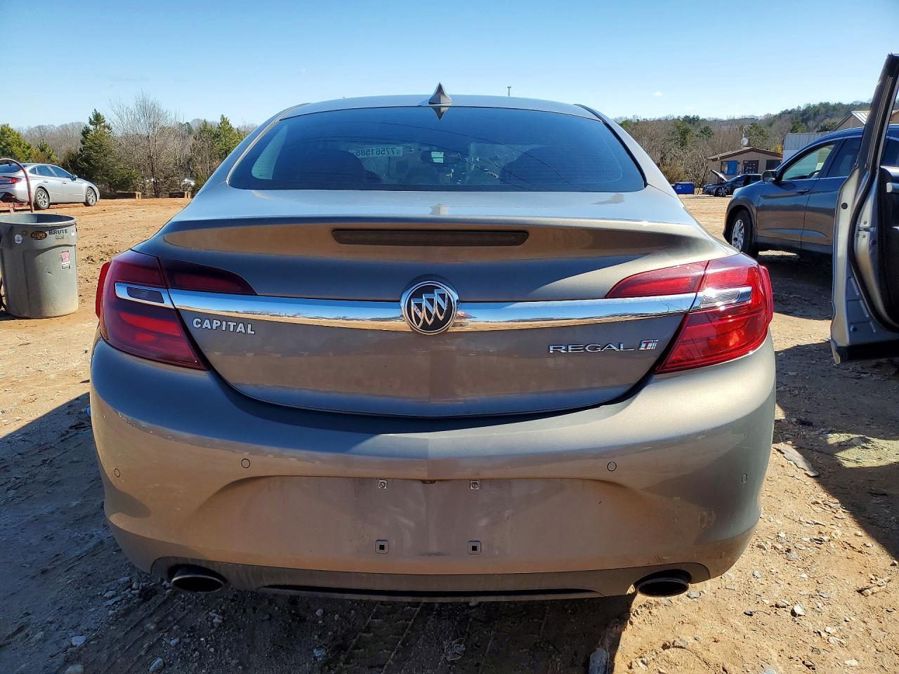 2017 BUICK Regal