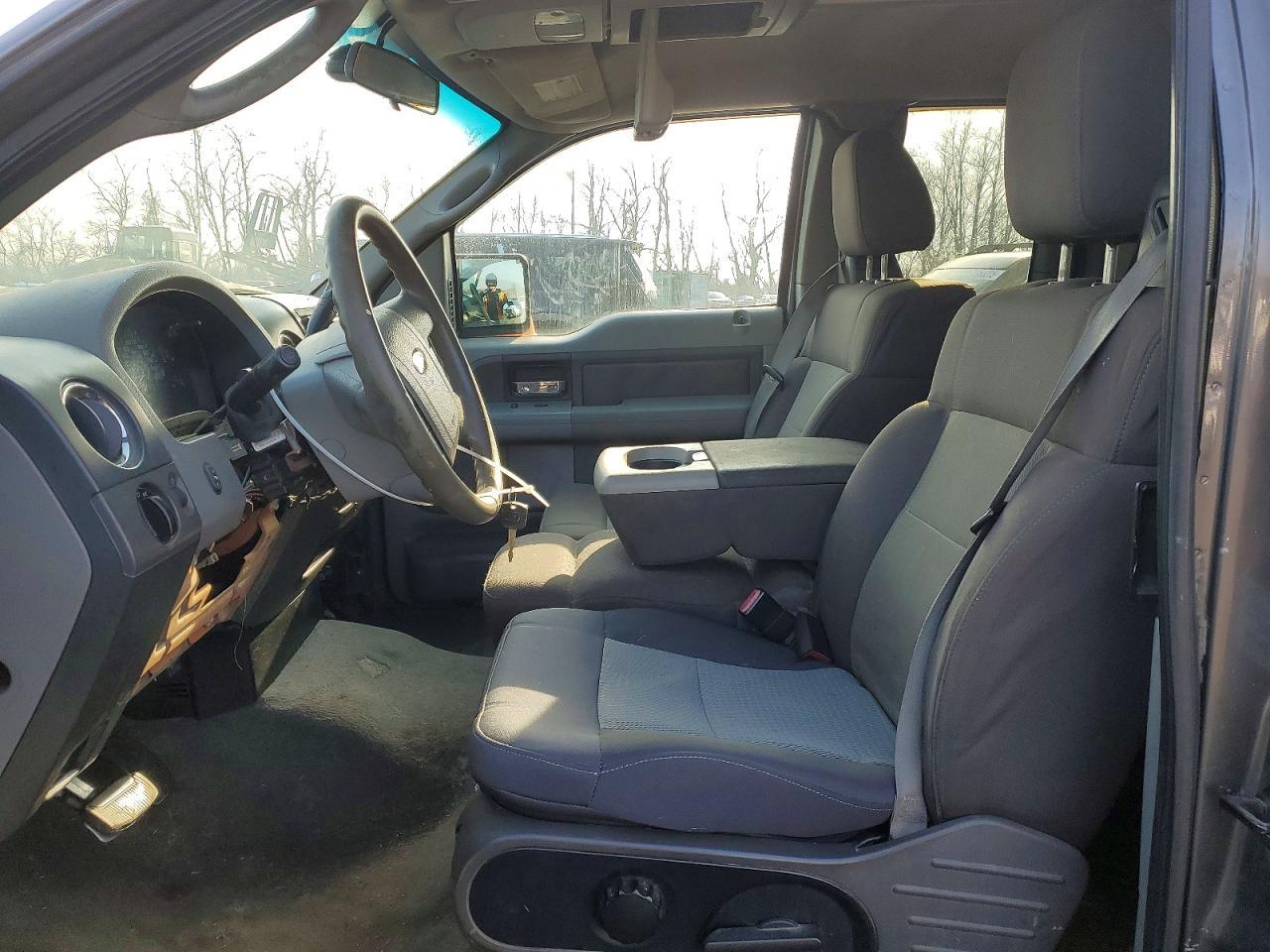 2004 FORD F-150