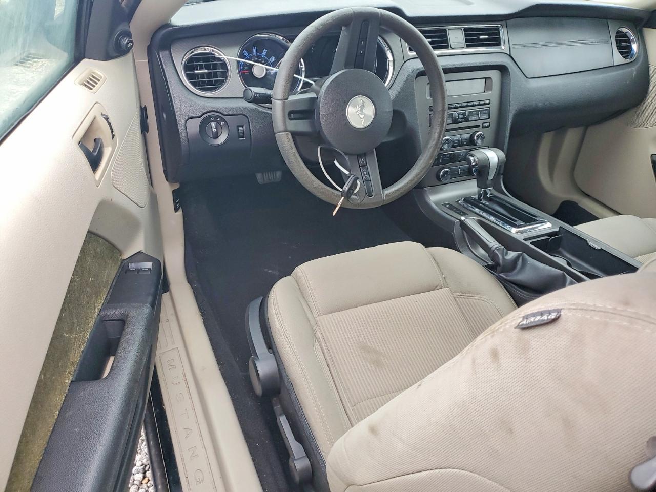 2010 FORD MUSTANG