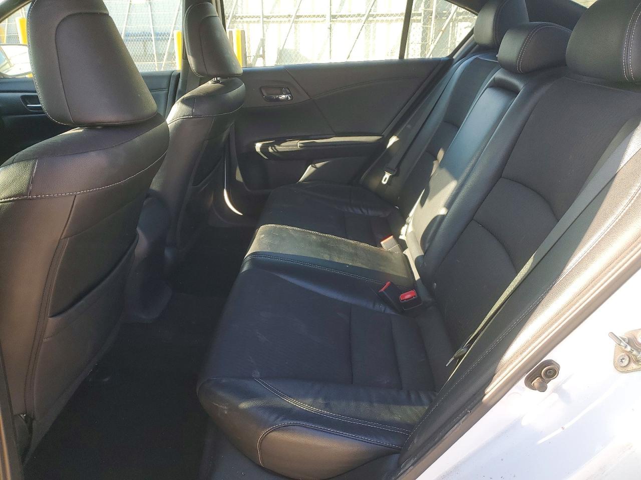 2016 HONDA ACCORD