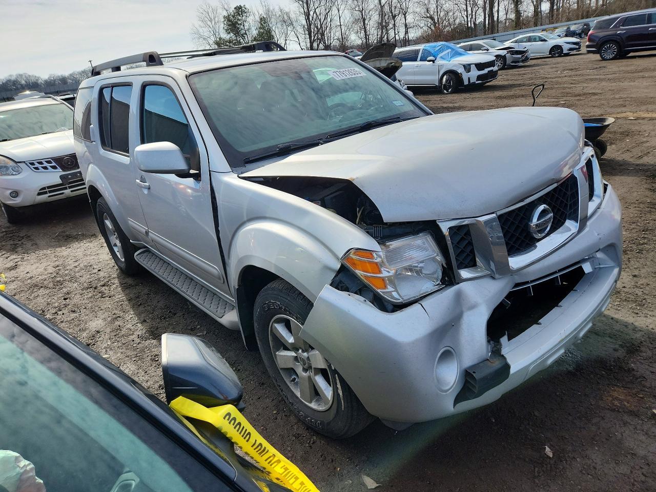 2012 NISSAN PATHFINDER