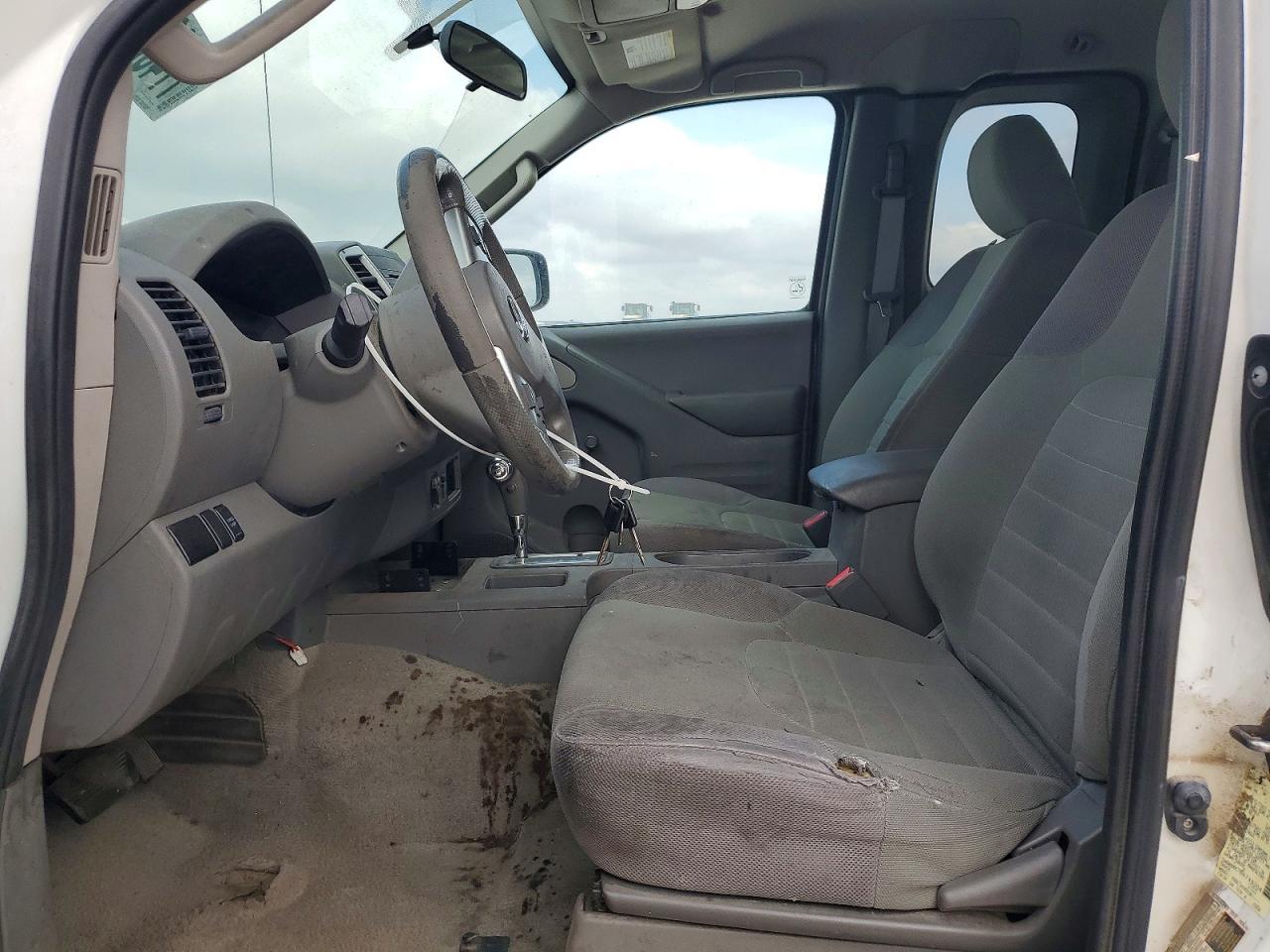 2015 NISSAN Frontier
